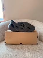 YEEZY Foam RNNR Onyx, Kleding | Heren, Schoenen, Ophalen of Verzenden, Nieuw, Zwart, Sneakers of Gympen