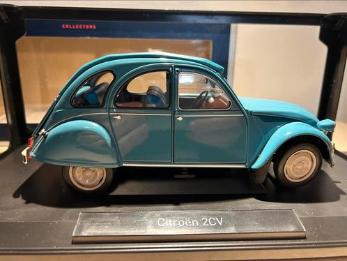 Norev 2cv 6 club lagune blue 1:18, Hobby en Vrije tijd, Modelauto's | 1:18, Zo goed als nieuw, Auto, Norev, Ophalen of Verzenden