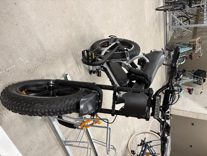 V20, Fietsen en Brommers, Elektrische fietsen, Gebruikt, Overige merken, 59 cm of meer, 30 tot 50 km per accu, Ophalen