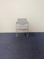 28 x Vergaderstoel Lande, lichtgrijze stof, aluminium slede, Huis en Inrichting, Ophalen, Gebruikt, Vijf, Zes of meer stoelen