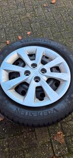 Winterbanden 185/65/15. Kia, hyundai,mazda, suzuki, peugeot, Auto-onderdelen, Banden en Velgen, Ophalen, Gebruikt, Banden en Velgen