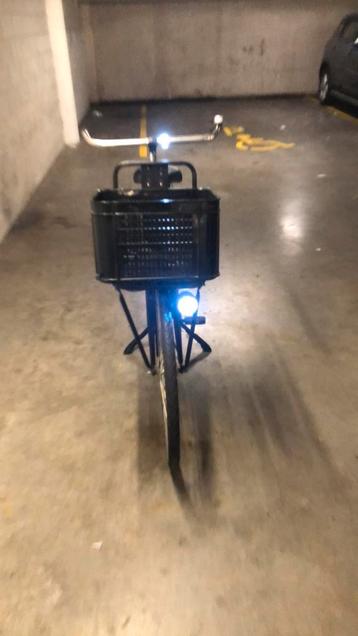 Te koop een mooie zwarte damesfiets RAAHS 28 inch beschikbaar voor biedingen