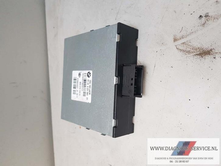 BMW 1er  F20 F21  mdule spanningsvoorziening VSU 180 9233143, Auto-onderdelen, Elektronica en Kabels, BMW, Gebruikt, Ophalen of Verzenden