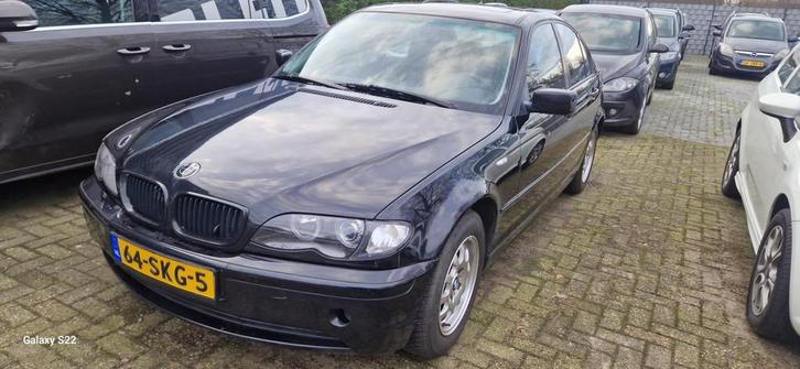 BMW 3-serie 318i MOTOR LOOPT MAAR TIKT GEEN OLIEDRUK !, Auto's, BMW, Bedrijf, Te koop, 3-Serie, ABS, Airbags, Airconditioning