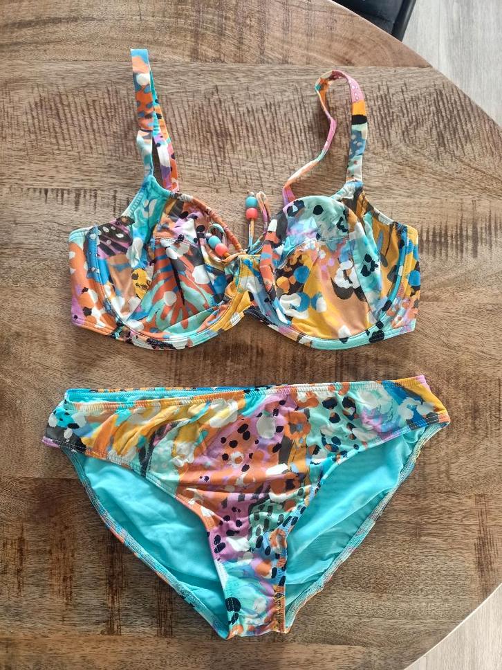 Prima donna bikini 75 E broekje 40 ZGAN blauw multicolor 75E, Kleding | Dames, Badmode en Zwemkleding, Zo goed als nieuw, Bikini