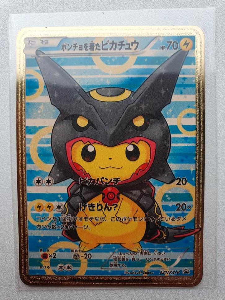 Pretend Rayquaza Poncho Pikachu Full Art Pokemon metalen, Hobby en Vrije tijd, Verzamelkaartspellen | Pokémon, Nieuw, Ophalen of Verzenden