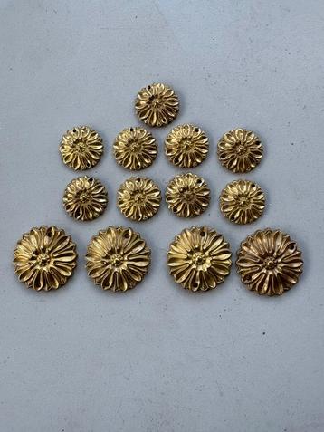 (F) Vintage messing rozetten 13 stuks,meubel/lamp ornamenten beschikbaar voor biedingen