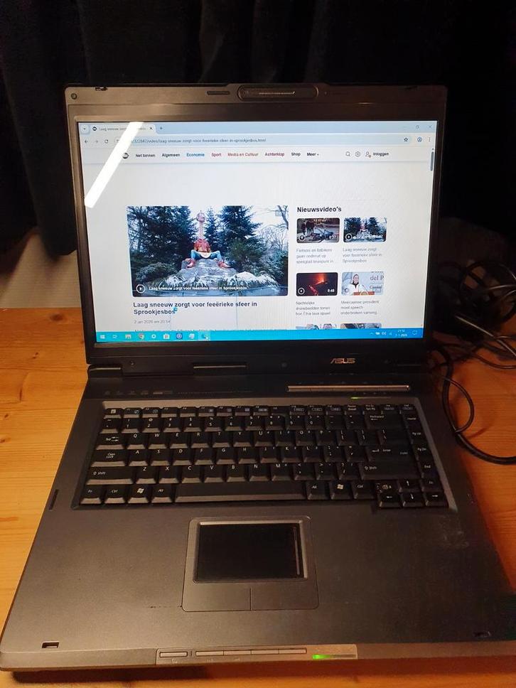 Oudere Asus laptop, Computers en Software, Windows Laptops, Gebruikt, 15 inch, HDD, Minder dan 2 Ghz, Minder dan 4 GB, Qwerty