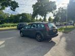 Ford Focus Wagon 1.6-16V Ambiente/INRUILKOOPIE, Auto's, 1596 cc, Gebruikt, 4 cilinders, 635 kg