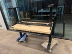 Elektrisch verstelbaar bureau met wielen, Huis en Inrichting, Bureaus, Ophalen, Elektrisch, Gebruikt, Stabureau