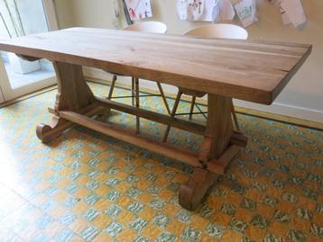grote massief eiken kloostertafel beschikbaar voor biedingen