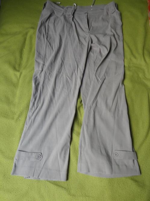 Beige damesbroek Bonprix maat 50, Kleding | Dames, Broeken en Pantalons, Gedragen, Maat 46/48 (XL) of groter, Beige, Lang, Ophalen