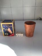 Dobbelbeker met 5 dobbelstenen - Rob Terry, Een of twee spelers, Ophalen of Verzenden, Gebruikt, Reisspel