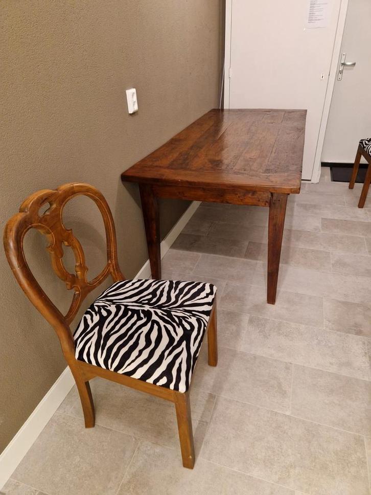 Eiken tafel met 6 stoelen, Huis en Inrichting, Complete eetkamers, Gebruikt, 4 tot 6 stoelen, Ophalen