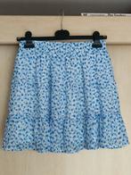 Wit met blauwe bloemenrok maat M gevoerd, Kleding | Dames, Rokken, Maat 38/40 (M), Ophalen of Verzenden, FB Sister, Gedragen