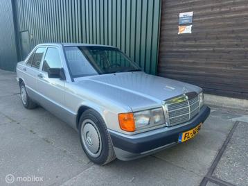 Mercedes-Benz W201 190 1.8 E Automaat beschikbaar voor biedingen