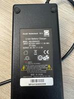 Batavus Wazy Ego Accu Lader, Fietsen en Brommers, Fietsaccessoires | Fietsaccu's, Ophalen, Zo goed als nieuw