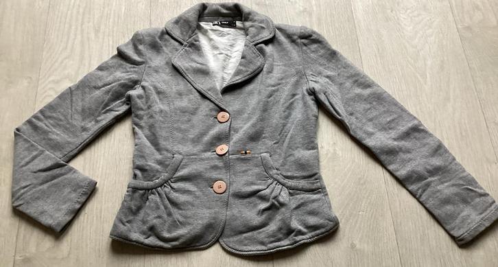 Grijs jasje / blazer vn Only maat S, Kleding | Dames, Jasjes, Kostuums en Pakken, Zo goed als nieuw, Jasje, Maat 36 (S), Grijs