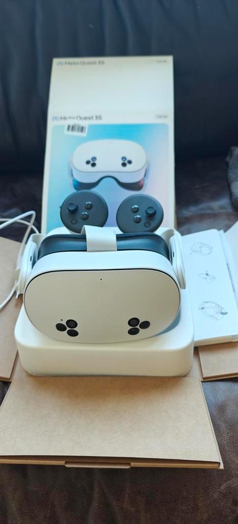 Meta Quest 3s VR-headset, Spelcomputers en Games, Virtual Reality, Zo goed als nieuw, Overige platformen, VR-bril, Ophalen