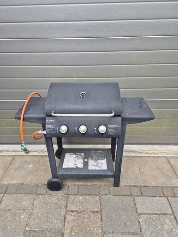 Barbecue/ grill op gas beschikbaar voor biedingen