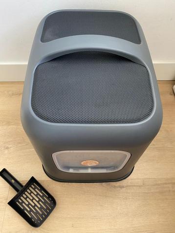 Kattenbak 1 week gebruikt beschikbaar voor biedingen