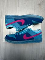 Run The Jewels x Nike Dunk Low SB | Maat 44,5, Nike SB Dunk Low, Blauw, Nieuw, Ophalen of Verzenden