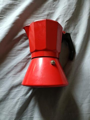 Koffie pot + theepot metaal +kookplaat +diverse  beschikbaar voor biedingen