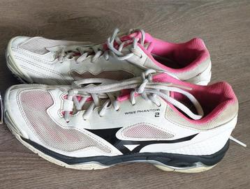 Mizuno maat 39 beschikbaar voor biedingen