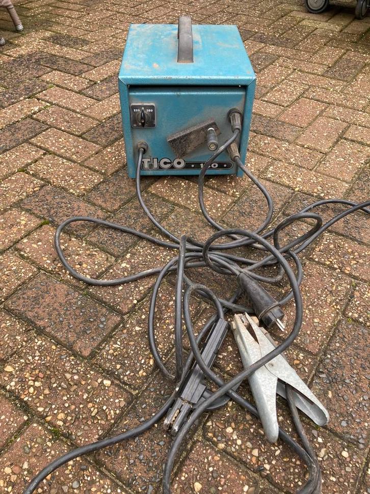 Nog goed werkend elektrisch lasapparaat, Doe-het-zelf en Verbouw, Gereedschap | Lasapparaten, Zo goed als nieuw, Elektroden, Minder dan 150 ampère