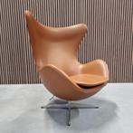 Fritz Hansen Egg chair, Huis en Inrichting, Fauteuils, Ophalen of Verzenden, Zo goed als nieuw, Leer