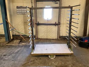 Platenkar / droogkar 145x100x180cm v.v. 11 niveaus beschikbaar voor biedingen