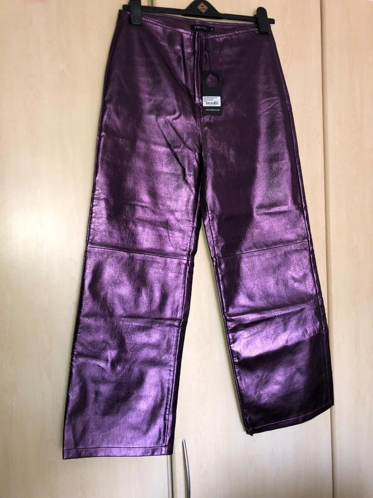 Ydence paarse lak broek maat L wijde pijp glitter effect, Kleding | Dames, Broeken en Pantalons, Nieuw, Maat 38/40 (M), Paars