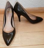 Noë pumps maat 37 donkergroen Nicole stilettohak 10 cm ZGAN, Kleding | Dames, Schoenen, Pumps, Verzenden, Noë, Zo goed als nieuw