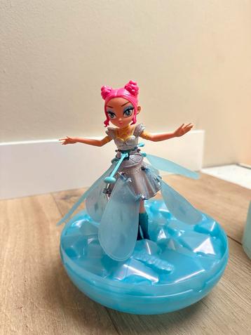 Crystal Flyers Hatchimals - Zo goed als nieuw! beschikbaar voor biedingen