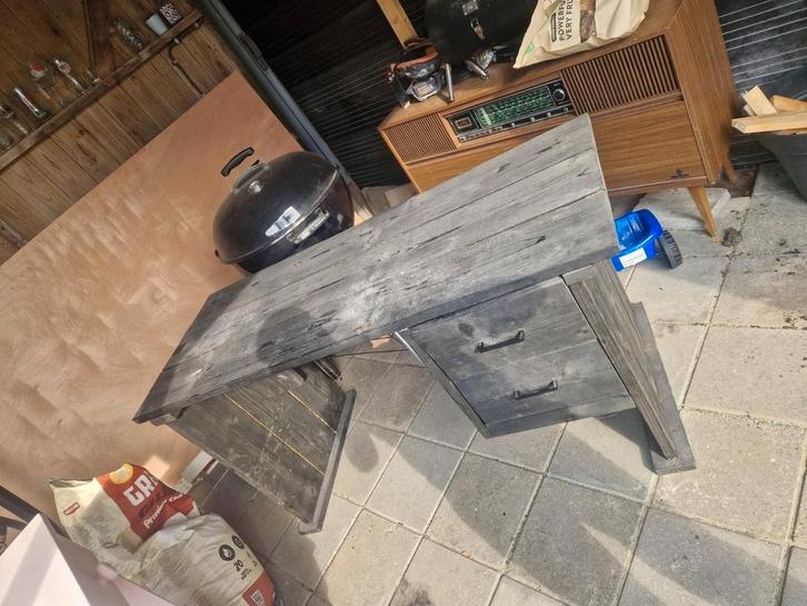 Nageltafel, Huis en Inrichting, Tafels | Eettafels, Ophalen of Verzenden