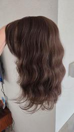 Nieuwe pruik ,haarwerk natuurlijk bruin met slag, Ophalen of Verzenden, Nieuw, Pruik of Haarverlenging