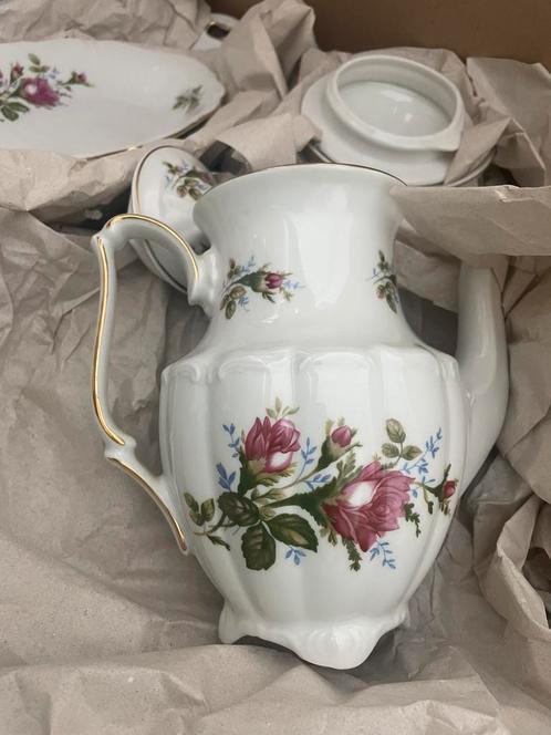Zeer compleet antiek servies merk Walbrzych, Antiek en Kunst, Antiek | Servies compleet, Ophalen