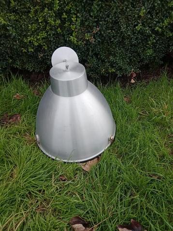Plafondlamp aluminiümlook met glasplaat voor diffuus effect beschikbaar voor biedingen