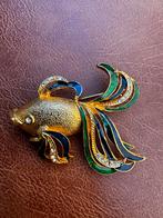 Dames Broche. Vis. Gekleurd, Ophalen of Verzenden, Zo goed als nieuw, Goud, Overige materialen