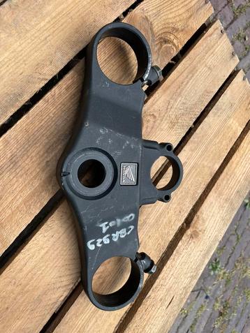 Kroonplaat Honda CBR Fireblade 929 (SC44) beschikbaar voor biedingen