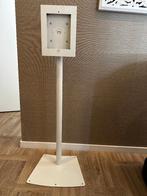 Witte IPad-tablad houder / standaard / statief, Ophalen, Zo goed als nieuw, Reclamebord