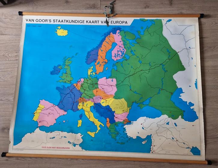 Oude schoolplaat van Europa - Van Goor. Dubbelzijdig. Groot!, Verzamelen, Retro, Overige typen, Ophalen