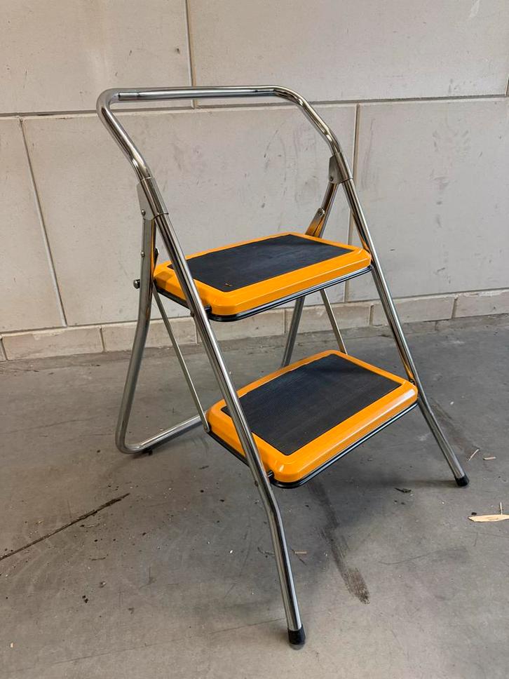 Opvouwbare Trap - Handig en Compact! Als nieuw., Doe-het-zelf en Verbouw, Ladders en Trappen, Zo goed als nieuw, Trap, Minder dan 2 meter