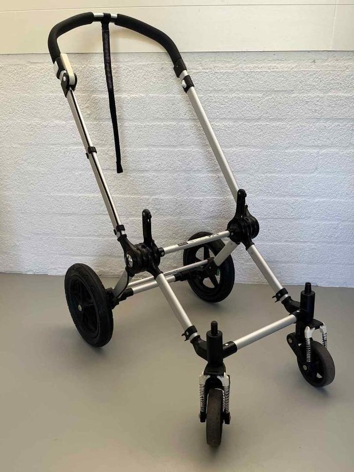 Bugaboo Cameleon 2 base with wheels | onderstel met wielen, Kinderen en Baby's, Kinderwagens en Combinaties, Gebruikt, Combiwagen