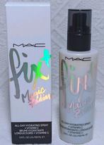 MAC Fix+Magic Radiance All-Day Setting Spray + Vitamine C, Verzenden, Nieuw, Gehele gezicht, Make-up