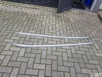Volvo V90 2017 - 2022 dakrail roofrail set zilver chroom 100 beschikbaar voor biedingen