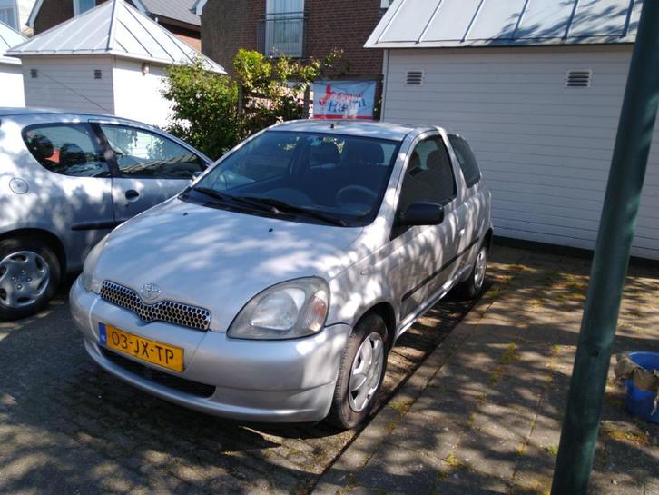 Toyota Yaris 1.3 16V 3DR Linea SOL AUT 2002 Grijs, Auto's, Toyota, Particulier, Yaris, Airbags, Centrale vergrendeling, Elektrische buitenspiegels