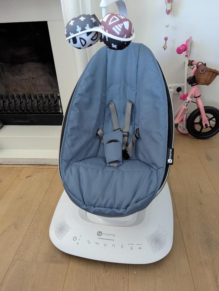 Mamaroo and Babocush, Kinderen en Baby's, Wipstoeltjes, Zo goed als nieuw, Schommelstoel, Overige merken, Met gordel(s) of riempje(s)