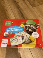 Magnetische letterdoos  spelend leren NIEUW blik is deuk, Ophalen of Verzenden, Zo goed als nieuw