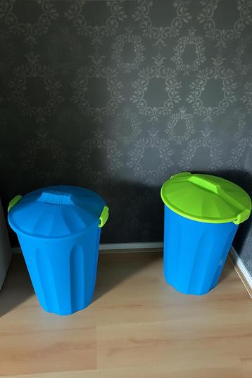 Speelgoed-/opbergton beschikbaar voor biedingen